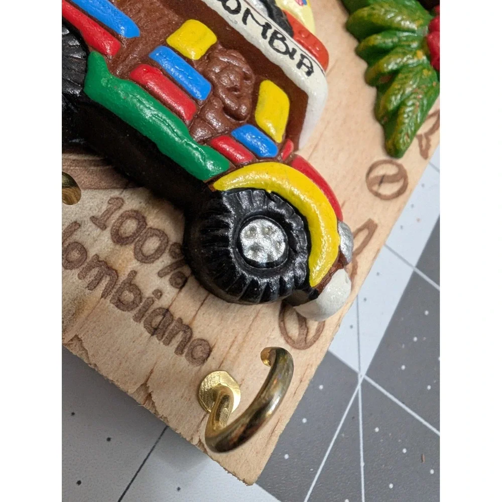 Colombia Chiva Bus‎ Wooden Key Holder Wall Mount Folk Art Souvenir 3 Hooks